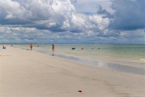 The Famous Beaches of Sanibel: A Local’s Guide to the Best Island Beaches — Travlinmad Slow ...