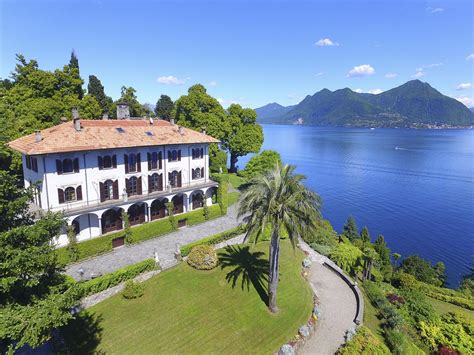 x Villa San Giovanni x, Lake Maggiore | Oliver's Travels