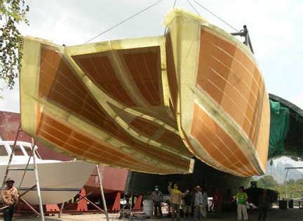 Bruce Roberts, FIBERGLASS TRAWLER CATS, steel trawlers, boaCATAMARAN ...