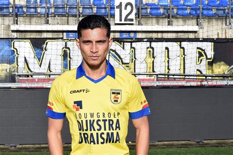 TRANSFER: Navarone Foor per direct naar SC Cambuur · SC Cambuur