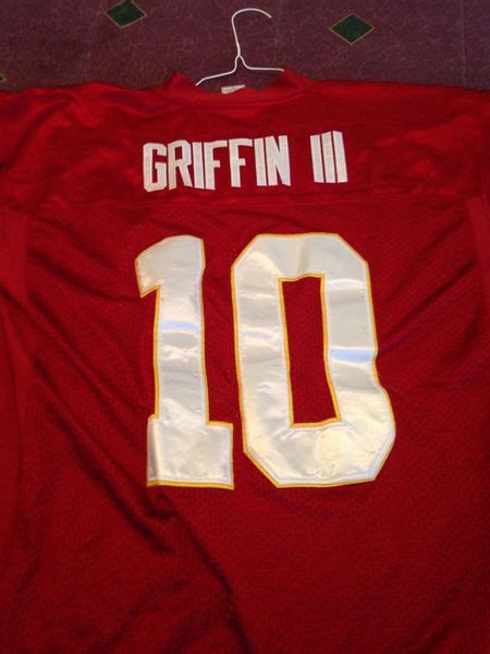 #10 ROBERT GRIFFIN III Washington Redskins NFL QB Red Mint Throwback Jersey | Lone Star Throwbacks