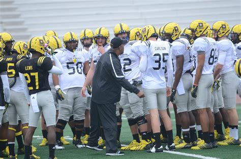 'The Admiral' oversees Army All-American Bowl West team practice ...