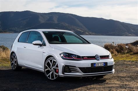 VW Golf GTI 2017 review | CarsGuide