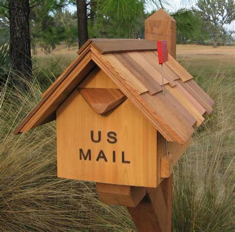 Buy MB101 Cedar California Large Mailbox with Chimney Flag | MB101 Western Cedar Mailbox ...