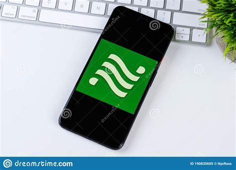 National Car Rental App Logo on a Smartphone Screen. Editorial Image - Image of smartphone ...