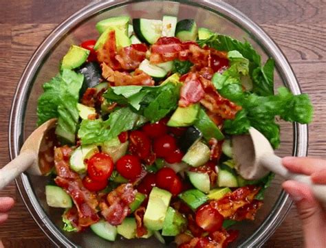 This Salad Was Made For The BLT Lover In All Of Us Blt Salad, Salad Bar, Avocado Salad, Soup And ...