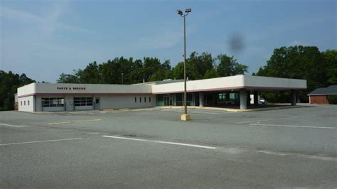 Alamance Community College has signed a temporary lease at a Burlington facility to houses ...