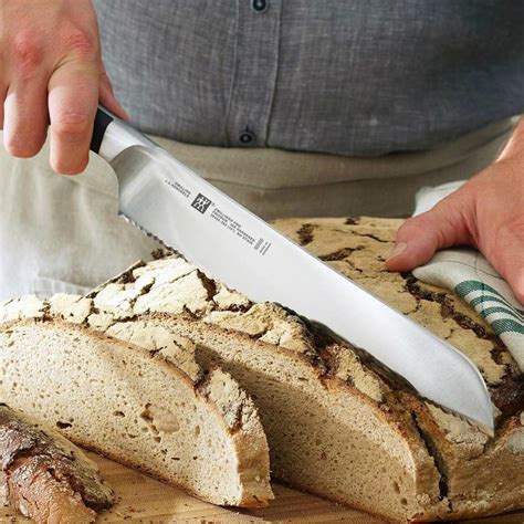 ZWILLING Pro 10" Ultimate Bread Knife » Petagadget