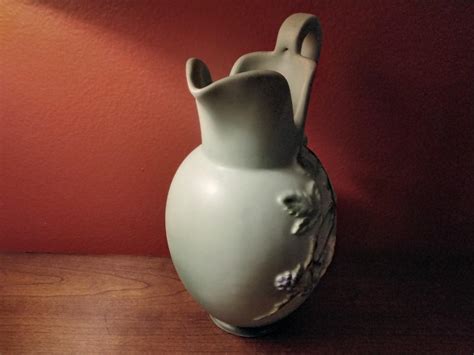 Vintage Weller Pottery Flower Vase #G-12 | EstateSales.org