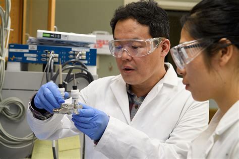 Researchers show advance in next-generation lithium metal batteries | WSU Insider | Washington ...