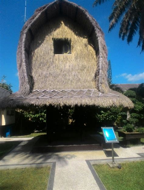 RUMAH ADAT TRADISIONAL SUKU SASAK LOMBOK – muttaqin