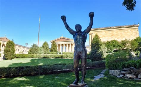 Rocky at home by the famous steps of the Philadelphia Museum of Art Philadelphia Museum Of Art ...