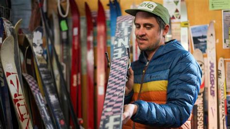 What to Know When Shopping for Used Ski Gear