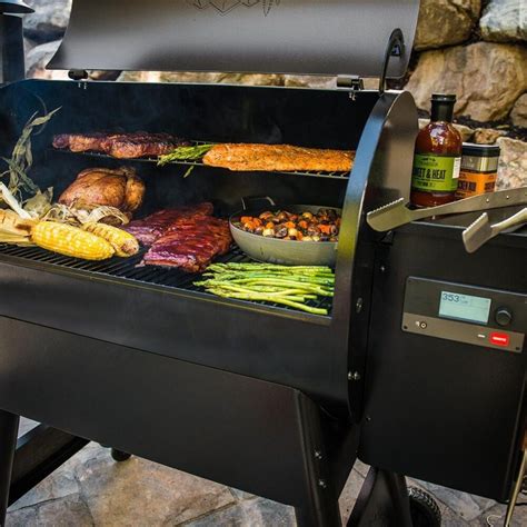 Traeger Grills Pro 780 Pellet Grill in Bronze | Nebraska Furniture Mart