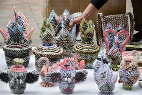 Artists are making beautiful crafts from Venezuela’s devalued currency - Lonely Planet