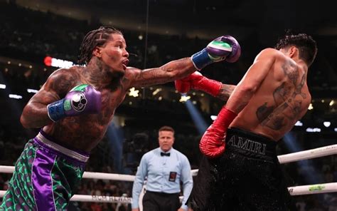 2023 Boxing Recap: Highlights Superfights and Upset Stories