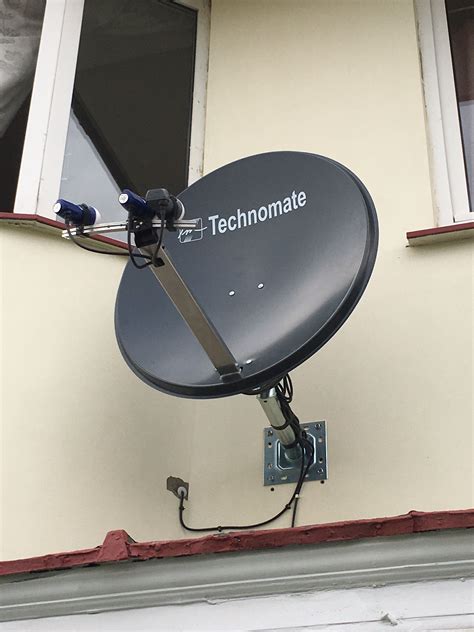 90cm Satellite Dish and 3 LNB's for Hotbird 13E, Eurobird 9E, Astra 28.2E Supplied and Installed ...