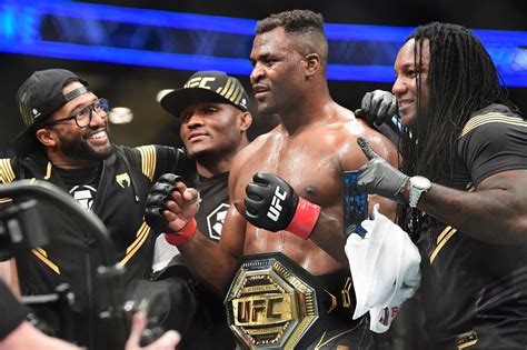 UFC 270: Francis Ngannou beats Ciryl Gane by unanimous decision - Los ...