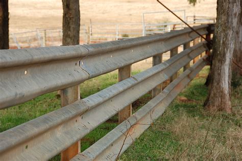 Guardrail Corral 3 rail high guardrail fence is strong and a long term ...