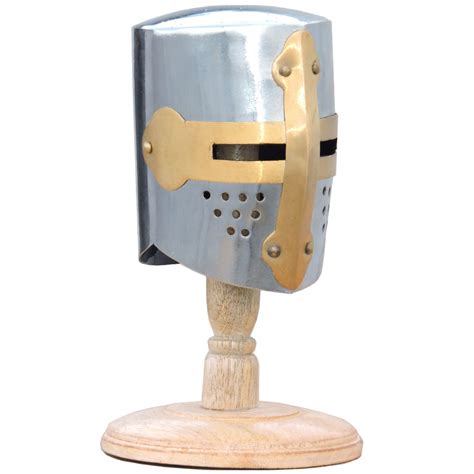 Mini Knight Crusader Helmet With Display Stand-4P1-MHM105