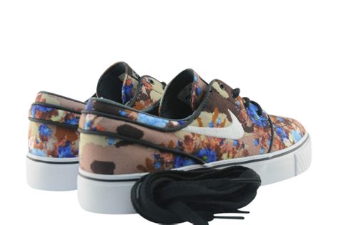 Nike SB Stefan Janoski - Blue Digi Floral 482972904 - KicksOnFire.com