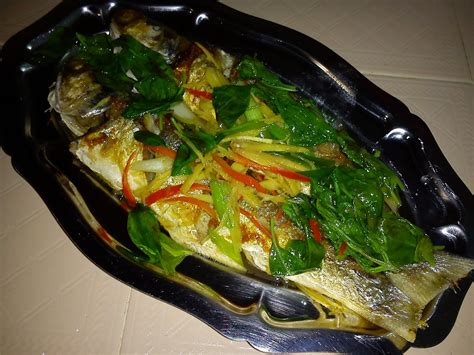 Cooking Pleasure: EZCR#46 - BRAISED THREADFIN FISH WITH BASIL LEAVES