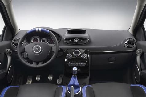 Free Amazing HD Wallpapers: Renault Clio 2000 Interior