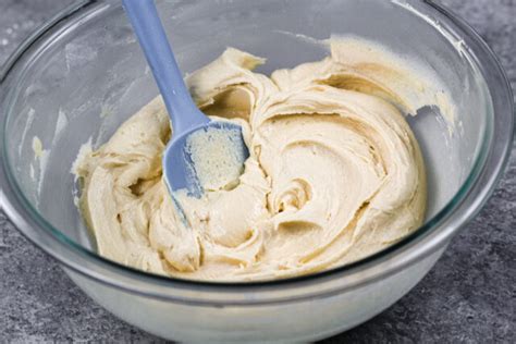 Salted Caramel Frosting: Delicious Recipe from Scratch