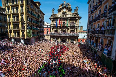 San Fermin Festival's Running of the Bulls in Pamplona Photos | Image #17 - ABC News