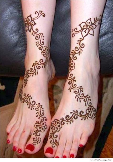 14 Stunning Arabic Henna Designs for the Feet - BBstyles.net