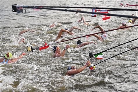 Olympic viewers amazed at how marathon swimmers get drinks during race | The Independent