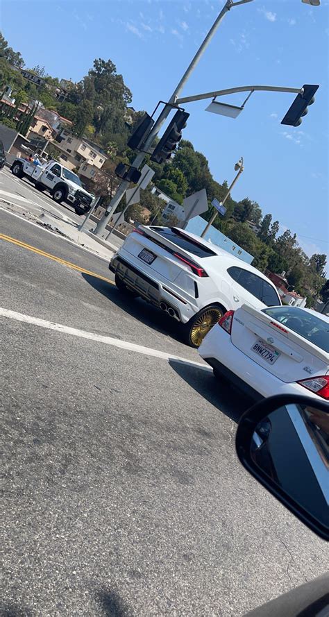 [Lamborghini urus] gold Forgiato rims : r/spotted