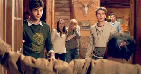 Cabin Fever Remake Trailer: The Flesh-Eating Virus Is Back