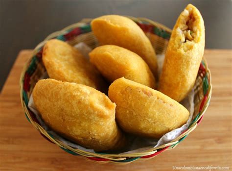 Empanadas colombianas - unacolombianaencalifornia.com