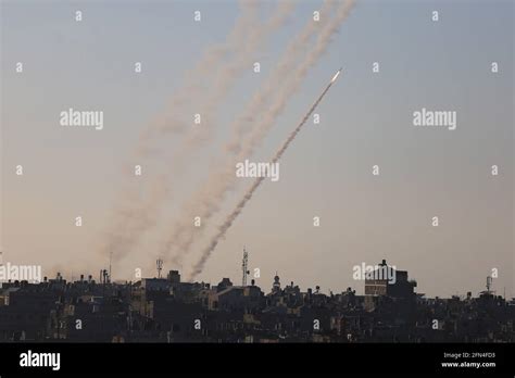 the Gaza Strip, Palestine, Palestine. 13th May, 2021. Palestinian ...