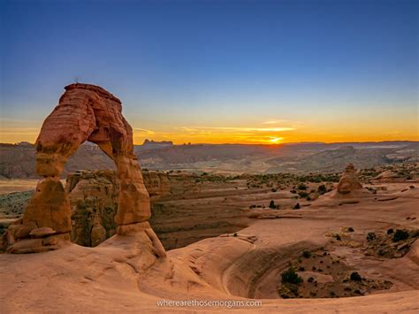 Delicate Arch Sunset Hiking & Photography Tips: Arches National Park