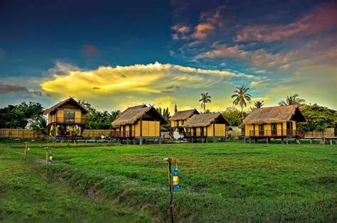 Rumah Kampung Sawah Padi - KonnorkruwWerner