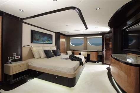 Majesty 125 Motor Yacht Owner's State Room — Yacht Charter & Superyacht ...