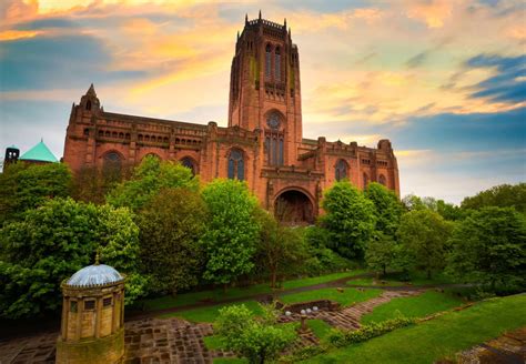 Liverpool Cathedrals: The Complete Guide | CuddlyNest