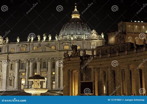 St. Peter S Basilica at Night, Rome Editorial Stock Photo - Image of ...