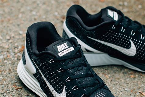 Nike LunarGlide 7 Flyknit Black White - Sneaker Bar Detroit