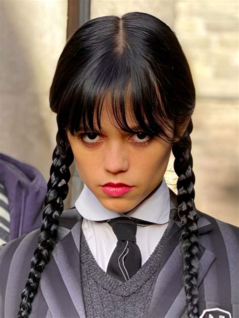 jenna ortega | wednesday addams | Wendsday adams makeup, Wednesday ...