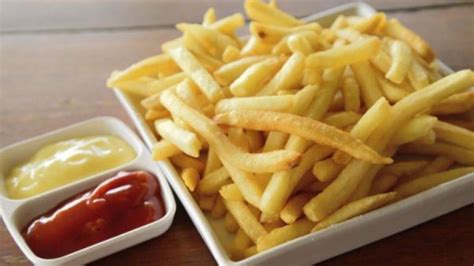 Te dejamos las mejores promociones para celebrar el día de las papas fritas — Radio Corazón