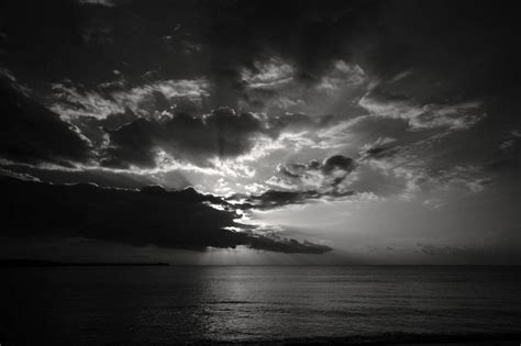 Black and white sunset | The Java Sea from Medana Beach, and… | Flickr