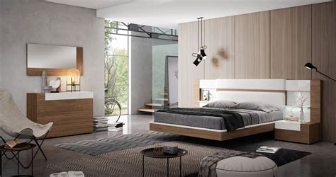 Graceful Wood Elite Modern Bedroom Sets San Antonio Texas Garcia-Sabate-Mar-Bedroom