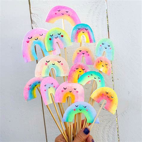 Easy kids craft for #ShareARainbowDay. | Arts and crafts for kids ...