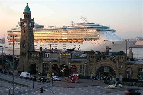 Hamburg Attractions - 10 Wonderful Places to Visit in Hamburg - HiideeMedia