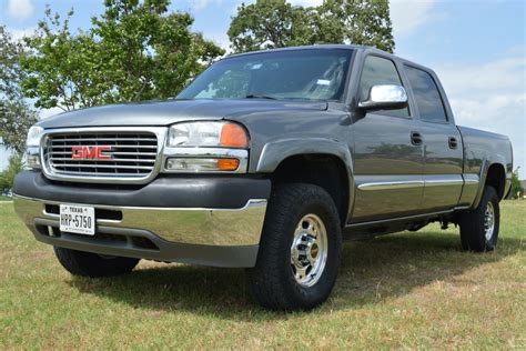 No Reserve: 49k-Mile 2002 GMC Sierra 2500HD SLE Crew Cab for sale on BaT Auctions - sold for ...