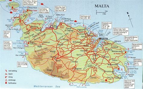 Map over Malta and Comino, big map with interesting places marked.