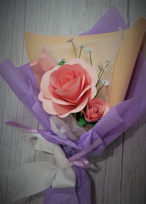 Paper Roses Bouquet | Paper roses, Paper roses bouquet, Paper bouquet